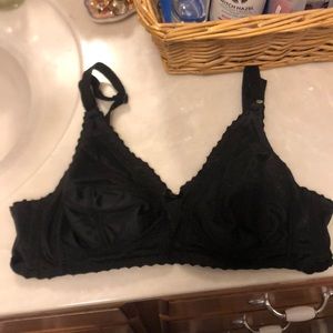 black lacy bra